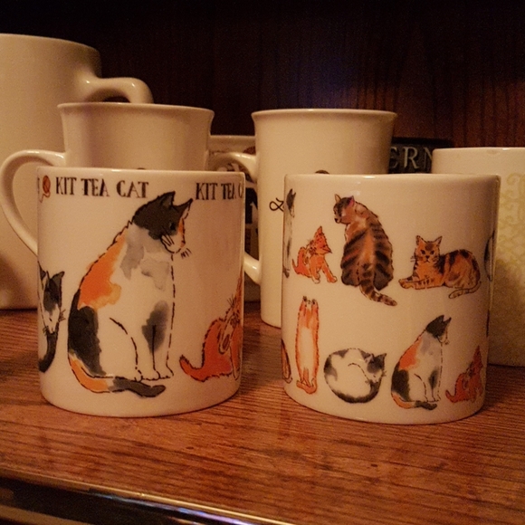Symphony Cat Mugs - Picture 3 of 4